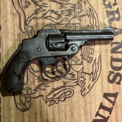 Revolver Smith & Wesson calibre 32