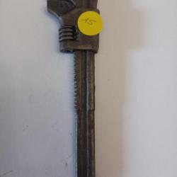 ancienne clé à molette  long  16 cm
