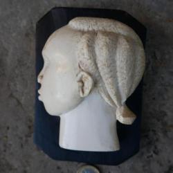 Tête de femme africaine sculptée - livraison gratuite (voir descriptif)