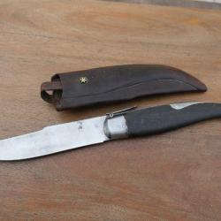Couteau de chasse rare type Catalan/Navaja à palme, palanquille et cliquet;19,8cm fermé; étui cuir.