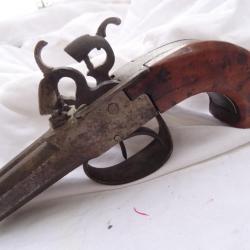 jc12) rare  pistolet  , 2 canon en table , curieuse fabrication ( a voir )