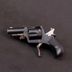 revolver  bulldog cal 320 tout d'origine, comme neuf