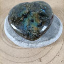 Coeur en Labradorite poids 377 grammes