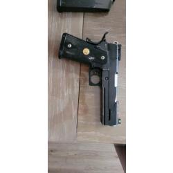 Réplique Colt WE