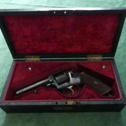 Rare Revolver pré RIC webley solid frame 380 CF en coffret d'origine