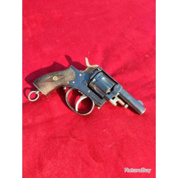 Revolver 320