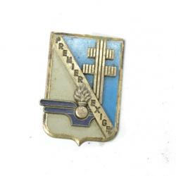 Insigne 1er RM 1 Régiment du Matériel, PREMIER EXIGE, attache type pin's G3294 Drago