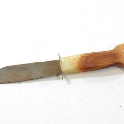 Couteau pour enfant, années 1950 - 1960, faux bois de cerf (plastique) jouet