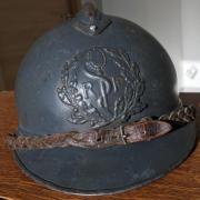 Ancien Casque Militaire Armée Française Parachutiste à identifier