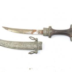 Couteau marocain Afrique du nord manche bois. Maroc Dague collection Arabe Maghreb Turquie turc