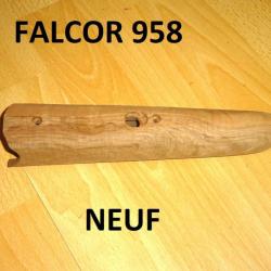 devant bois NEUF fusil FALCOR 958 à vernir trou rond MANUFRANCE - VENDU PAR JEPERCUTE (S21D19)