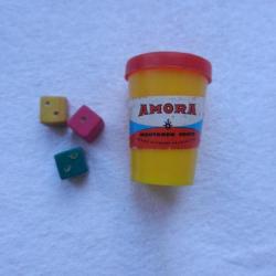 ancien jeu de dés miniature moutarde Amora Dijon