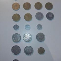 Lot 21 pièces espagnoles : de 1945 à 1994.