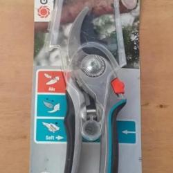 GARDENA S&eacute;cateur alu &agrave; lames franches 25mm Comfort B/L - 8906 - 100% NEUF !