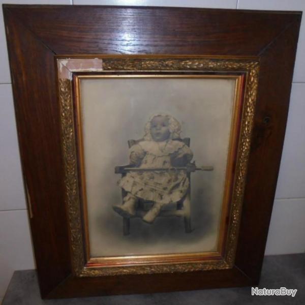 ANCIENNE GRANDE PHOTO ENCADRE SOUS-VERRE PORTRAIT ENFANT BB Moulures dores