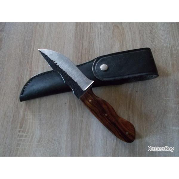Le Garenne Couteau artisanal original, brut de forge, manche Bois de fer avec tui ceinture