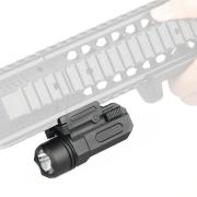 Pack lampe tactique rechargeable XT2C LED - 1100 Lumens avec ses