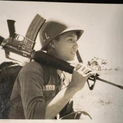 Photo originale soldat et son M16