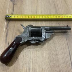 Rare revolver eyraud