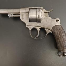 Beau revolver 1873 Marine 1er type, année 1879, calibre 12 mm Marine