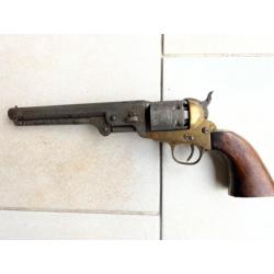 Anciens revolver à poudre noire  Uberti  navy 1851 calibre 36