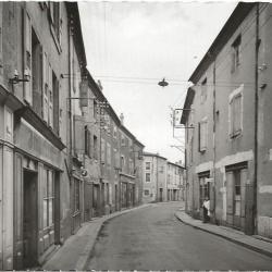 Années 50 - Carte postale - SAINT-PERAY (07) - Rue de la République