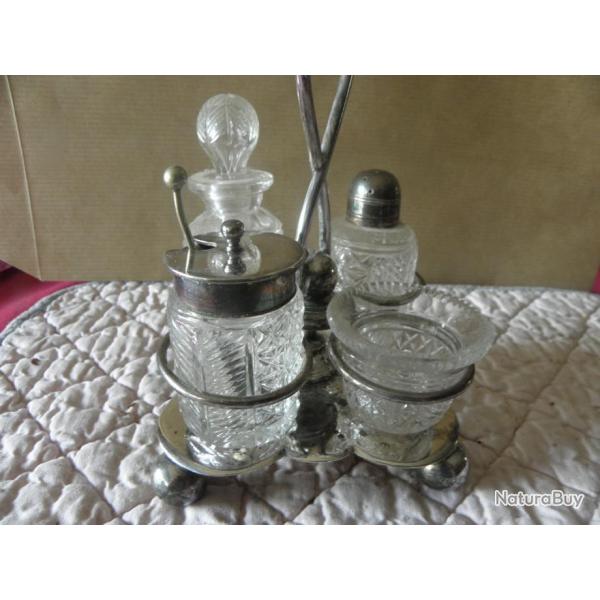 Service  condiments plaque d'argent et cristal huile vinaigre sel moutarde vers 1910