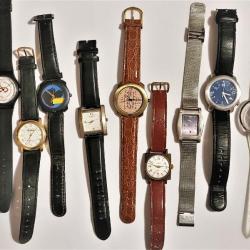 Lot de 10 montres pour pieces détachées ou pour collection.