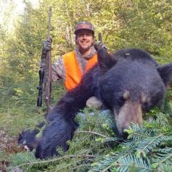 Ours au Canada