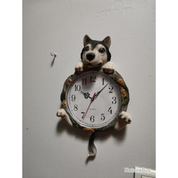 Horloge murale figurine chien Husky