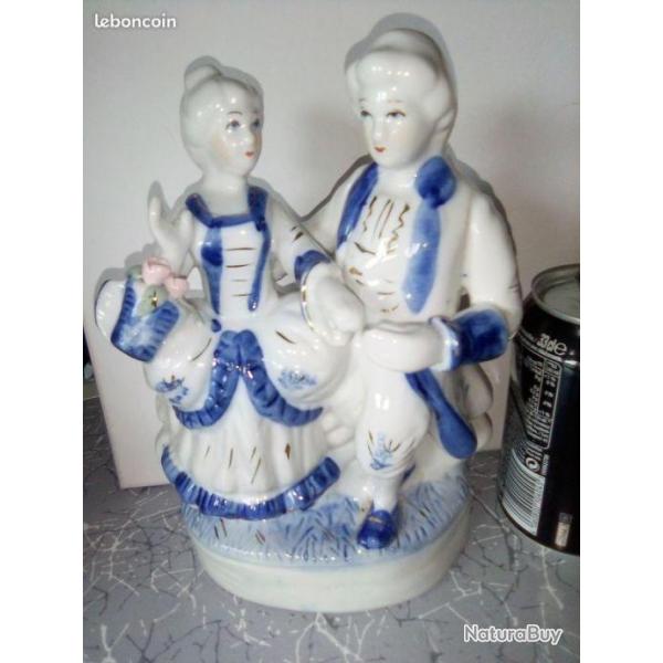 couple de marquis et marquise PORCELAINE