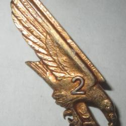 2° Brigade Parachutiste, métal doré, dos guilloché, pastille oblongue