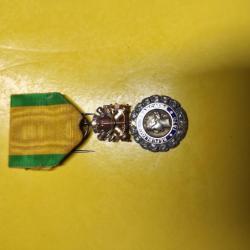 Médaille française croix de guerre 1870 valeur et discipline