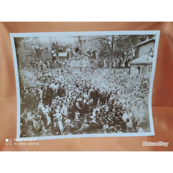 ARRIVEE DE JEAN JAURES, GREVE DES VERRIERS DE CARMAUX REPRODUCTION SUPERMARCHE