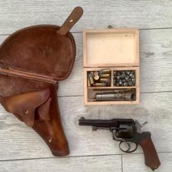 Beau revolver Fagnus Maquaire 11 mm 1873