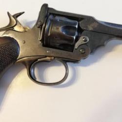 magnifique et rare revolver webley mkiii d'origine en calibre 38 SW vente libre. catégorie d