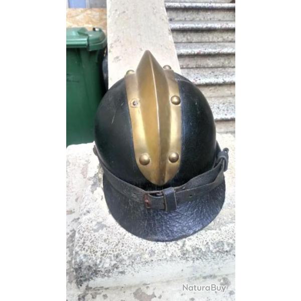 casque de pompier allemand 14-18 en cuir bouilli complet