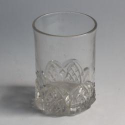 Gobelet verre moulé XIXe siècle