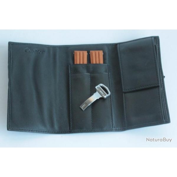 CARTIER Bracelet montre Roadster 19 mm + tui de voyage cuir noir
