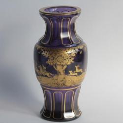 Vase cristal taillé mauve Bohème cynégétique chasse