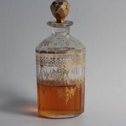 Flacon à parfum cristal taillé et doré XVIIIe siècle
