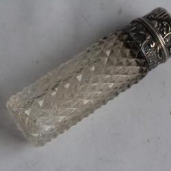Flacon à sel cristal taillé et argent