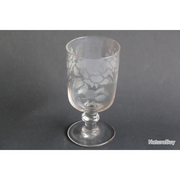 Ancien verre dcor grav Roses