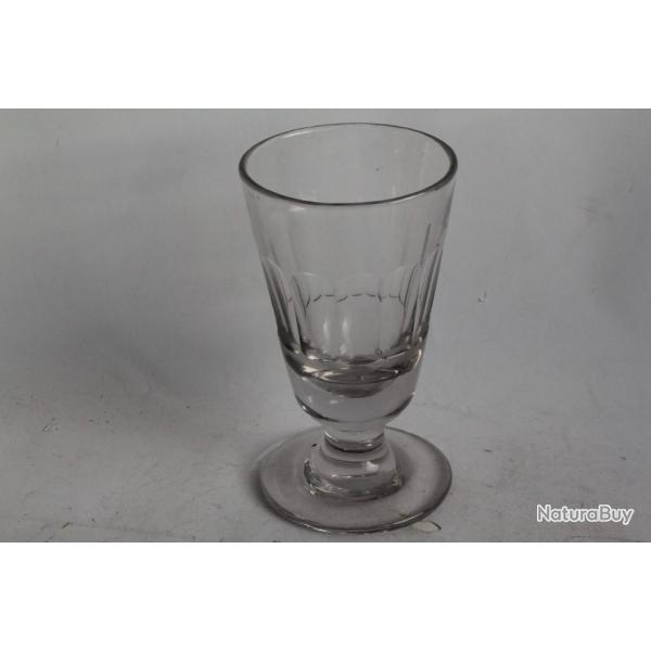 Ancien verre  absinthe