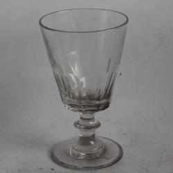 Ancien verre à absinthe