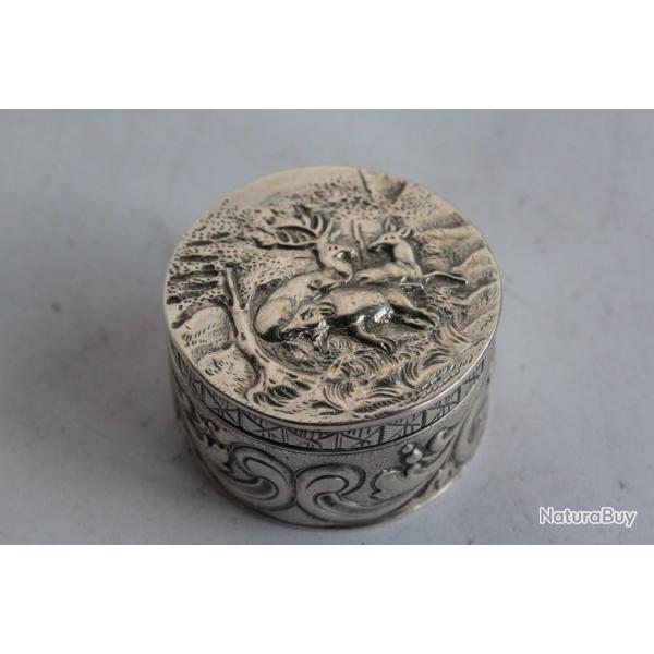 Boite  pilules argent Cerf sanglier Chasse
