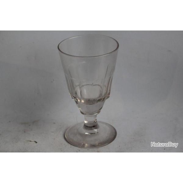 Ancien verre  absinthe