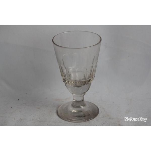 Ancien verre  absinthe