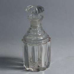 Flacon à parfum cristal XIXe siècle