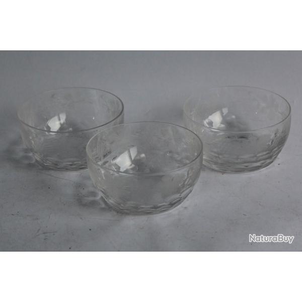 Anciennes coupelles  fruits cristal taill Vignes